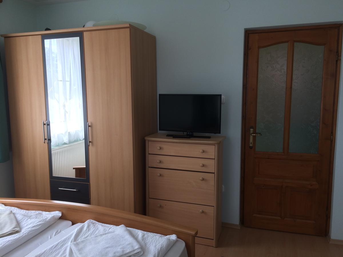 Cedrus Apartmanhaz - Cedrus Koez 7 Zalakaros ザラカロシュ エクステリア 写真